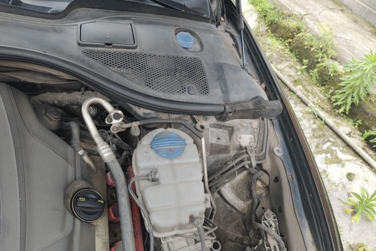 Used Audi A6L 2017 30 FSI Comfort Model Engine Bay Left