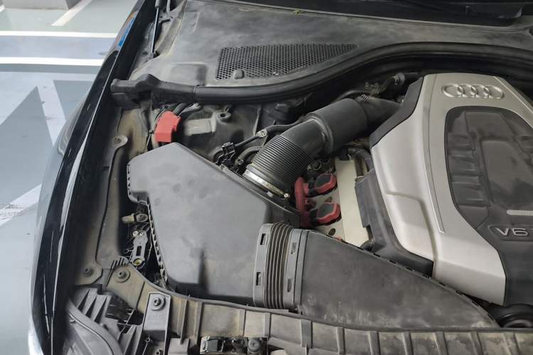 Used Audi A6L 2017 45 TFSI quattro Sport Edition Engine Bay Right