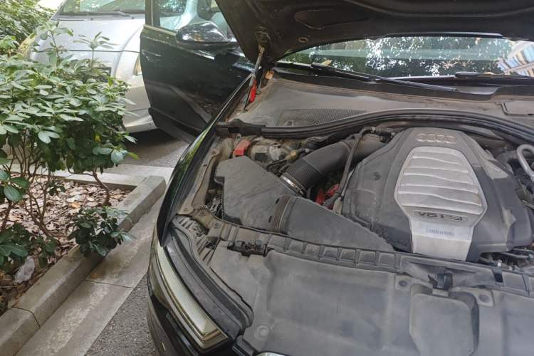 Used Audi A6L 2017 30 FSI Comfort Model Engine Bay Right
