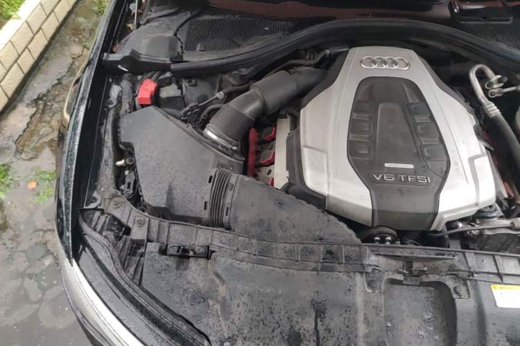 Used Audi A6L 2017 45 TFSI quattro Sport Edition Engine Bay Right