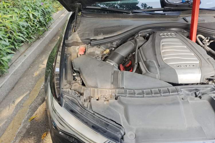 Used Audi A6L 2017 30 FSI Comfort Model Engine Bay Right