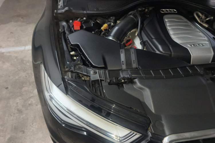 Used Audi A6L 2017 30 FSI Comfort Model Engine Bay Right