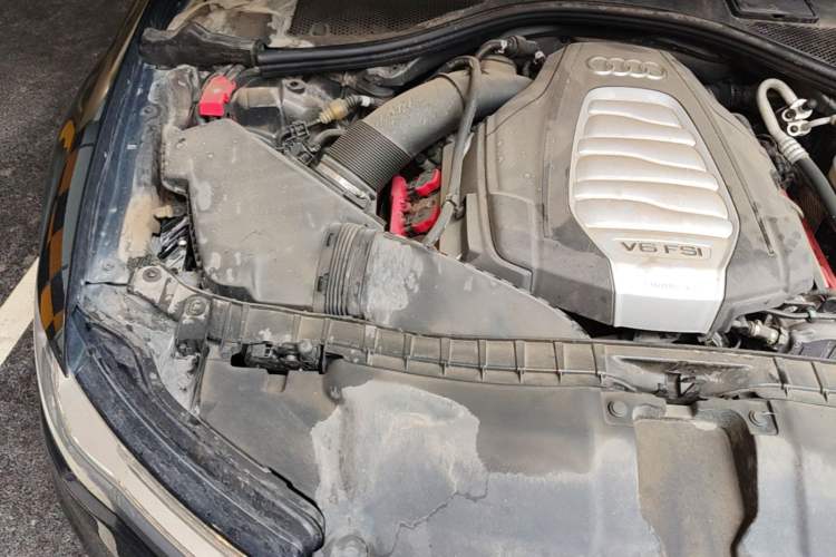 Used Audi A6L 2017 30 FSI Technology Model Engine Bay Right