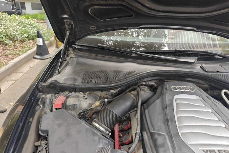Used Audi A6L 2017 30 FSI Comfort Model Engine Bay Right
