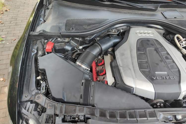 Used Audi A6L 2017 45 TFSI quattro Sport Edition Engine Bay Right