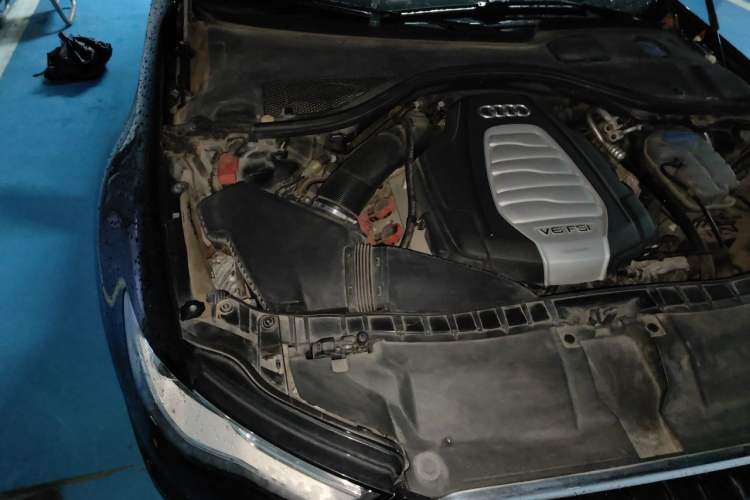 Used Audi A6L 2017 30 FSI Technology Model Engine Bay Right