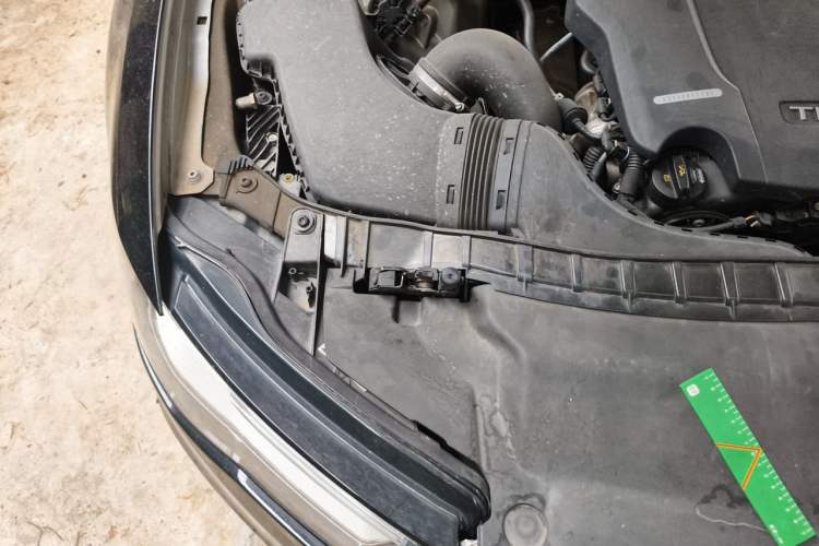 Used Audi A6L 2017 TFSI Technology Edition Engine Bay Right