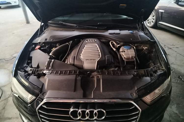 Used Audi A6L 2017 30 FSI Comfort Model Engine Bay