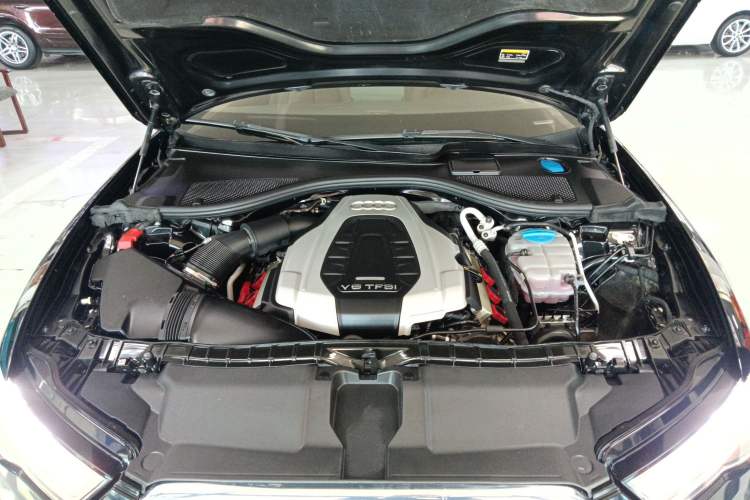 Used Audi A6L 2017 45 TFSI quattro Sport Edition Engine Bay