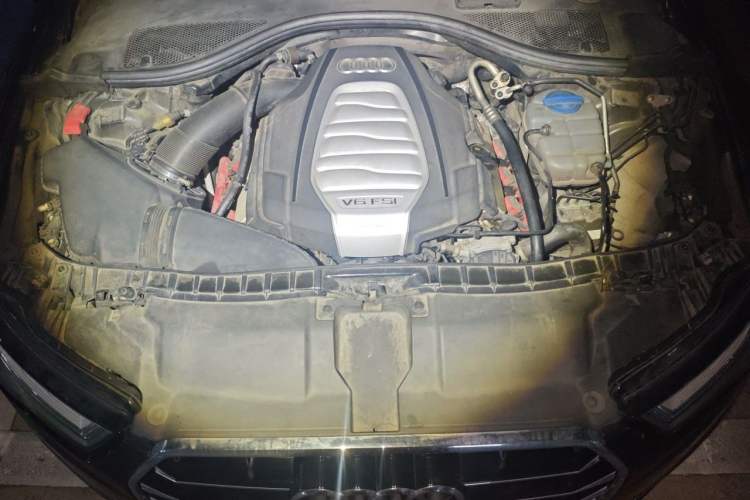 Used Audi A6L 2017 30 FSI Comfort Model Engine Bay