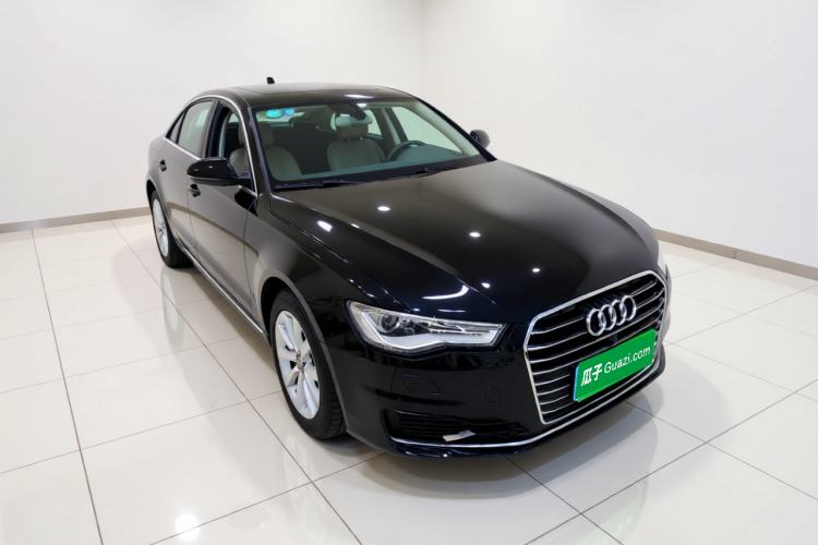 Used Audi A6L 2017 TFSI Technology Edition Front Right 45 Deg