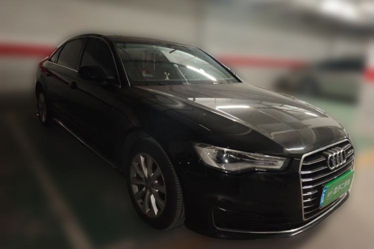 Used Audi A6L 2017 TFSI Technology Edition Front Right 45 Deg