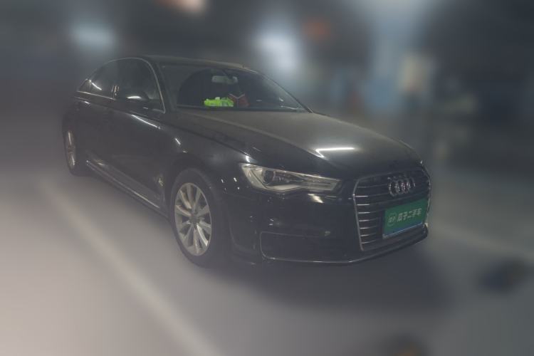 Used Audi A6L 2017 TFSI Technology Edition Front Right 45 Deg