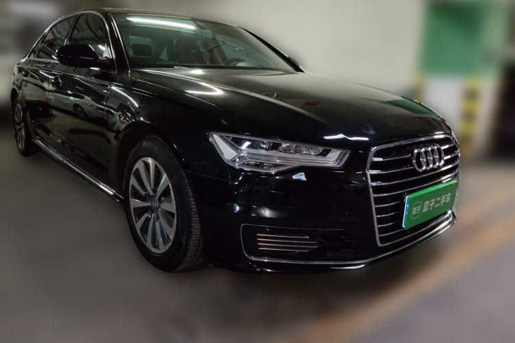 Used Audi A6L 2017 30 FSI Comfort Model Front Right 45 Deg