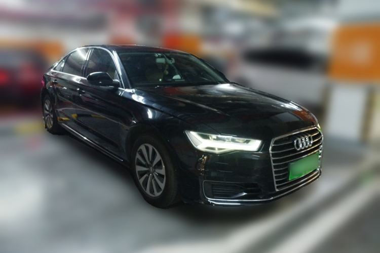 Used Audi A6L 2017 TFSI Technology Edition Front Right 45 Deg