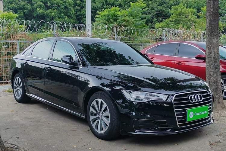 Used Audi A6L 2017 30 FSI Comfort Model Front Right 45 Deg