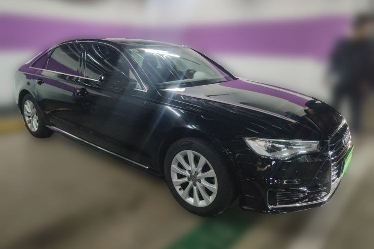 Used Audi A6L 2017 TFSI Technology Edition Front Right 45 Deg