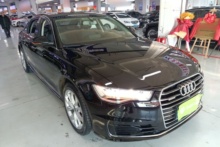 Used Audi A6L 2017 45 TFSI quattro Sport Edition Front Right 45 Deg