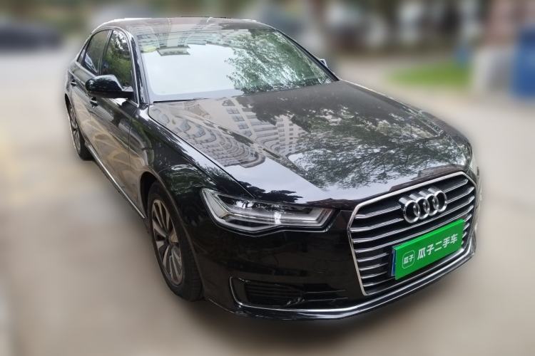 Used Audi A6L 2017 30 FSI Comfort Model Front Right 45 Deg