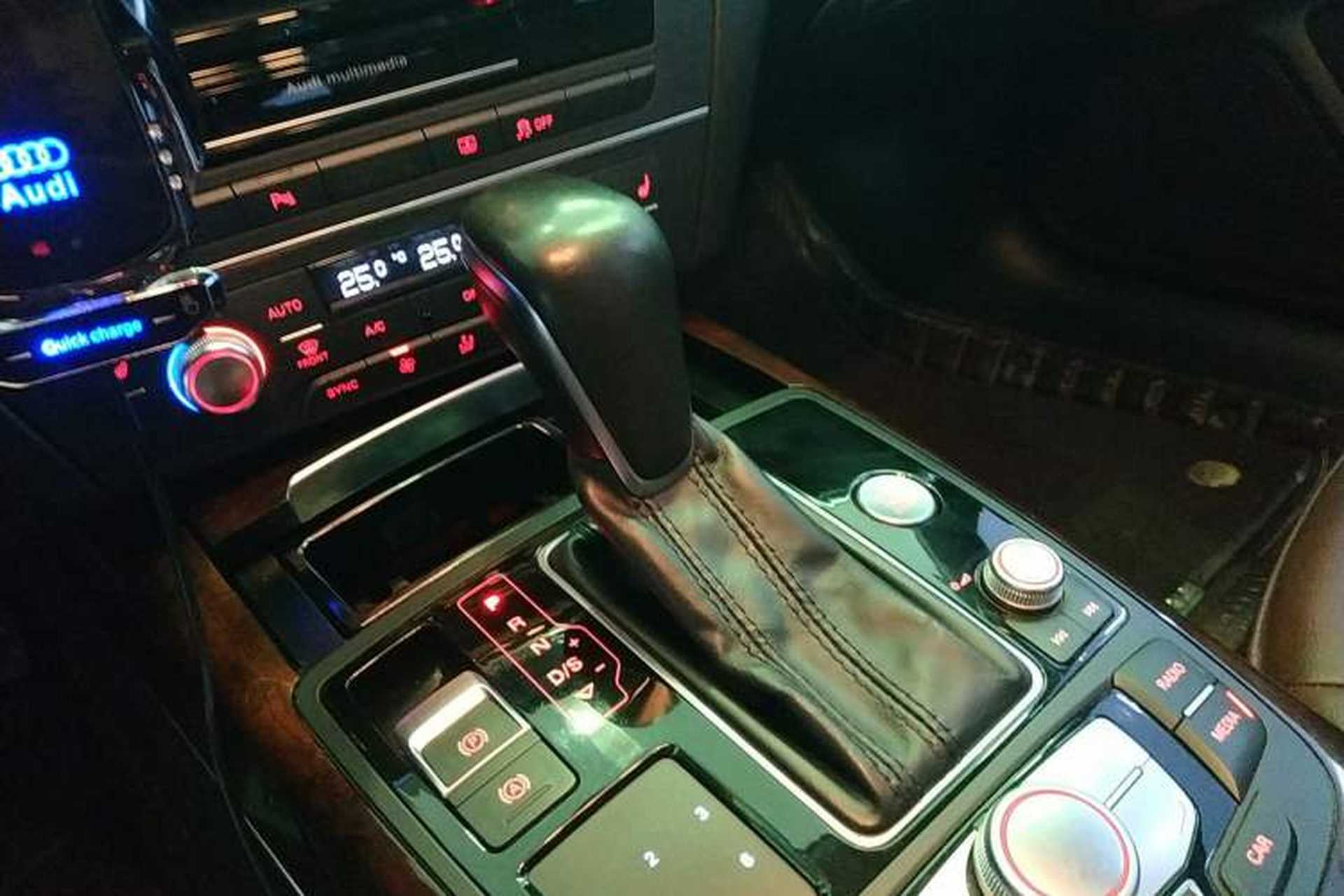 Used Audi A6L 2017 30 FSI Comfort Model Gear Lever