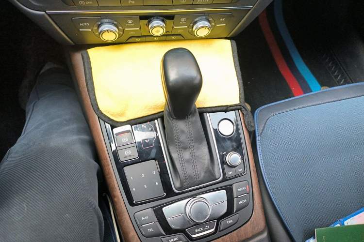 Used Audi A6L 2017 TFSI Technology Edition Gear Lever