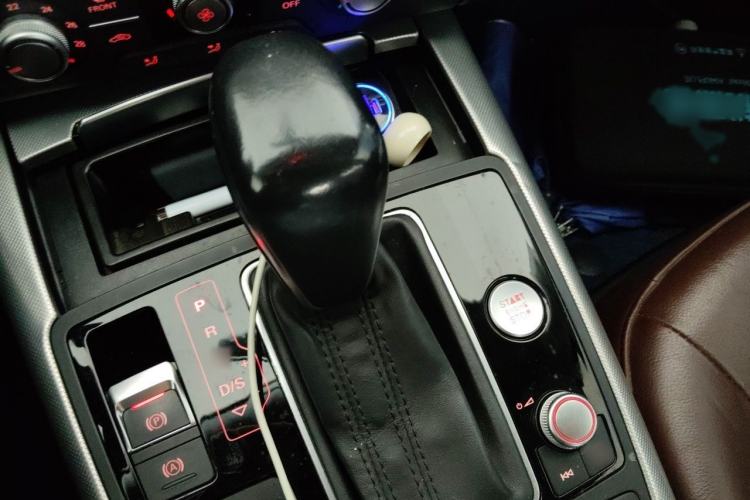 Used Audi A6L 2017 TFSI Technology Edition Gear Lever