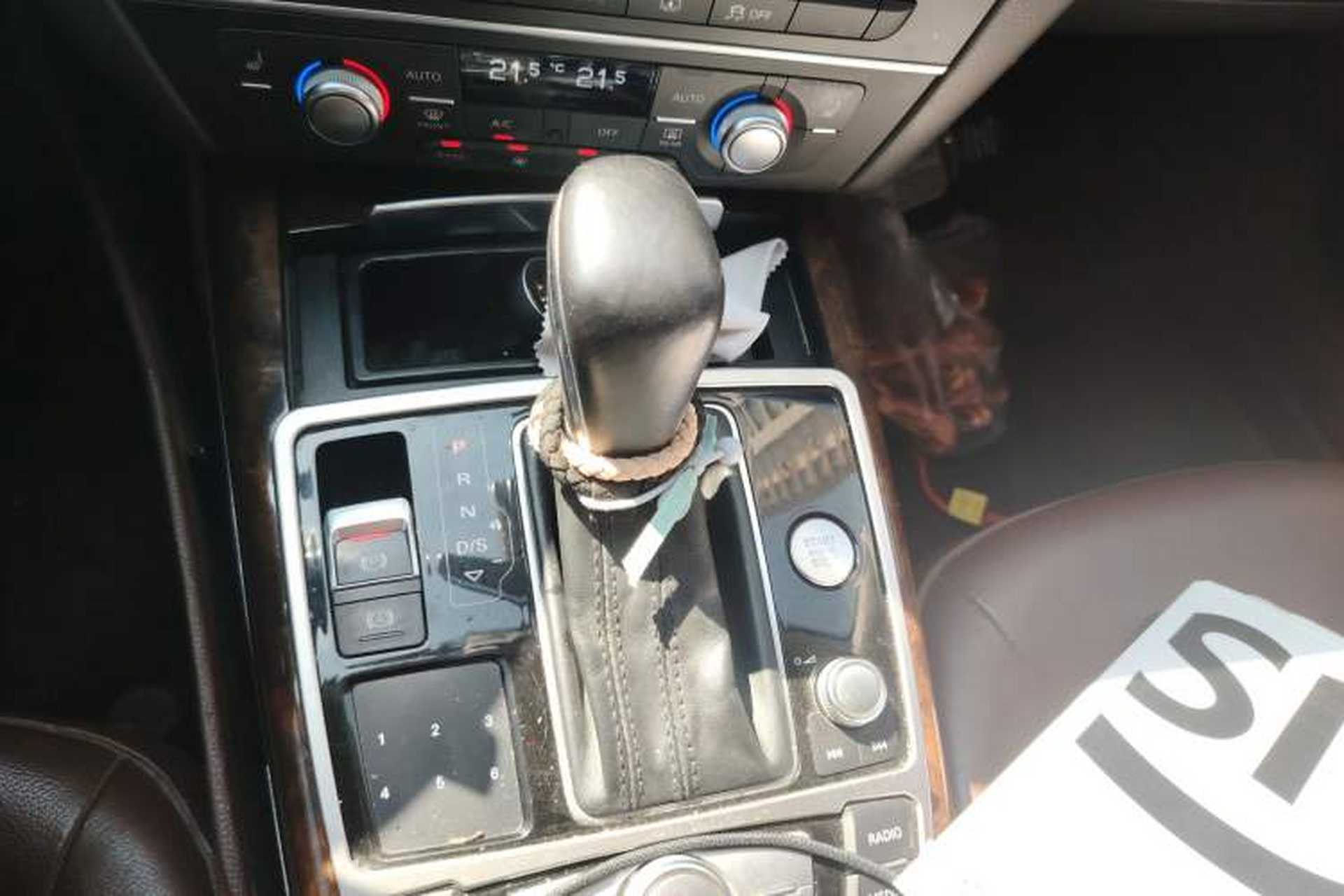 Used Audi A6L 2017 30 FSI Comfort Model Gear Lever