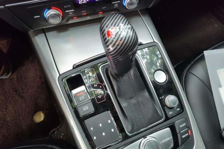 Used Audi A6L 2017 45 TFSI quattro Sport Edition Gear Lever