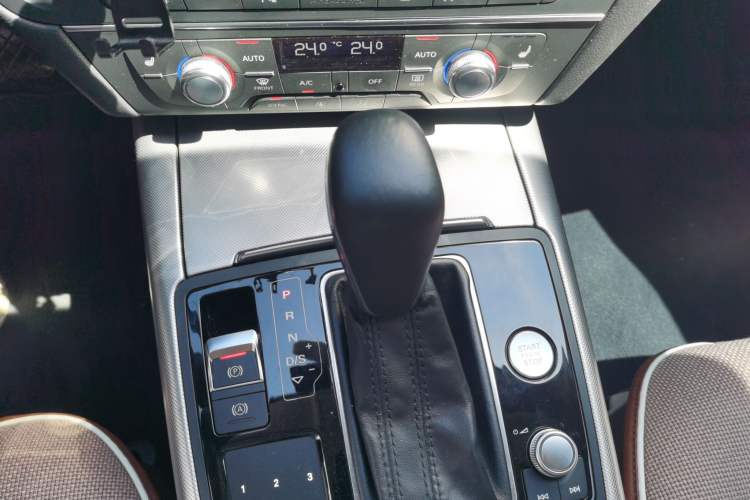 Used Audi A6L 2017 TFSI Technology Edition Gear Lever