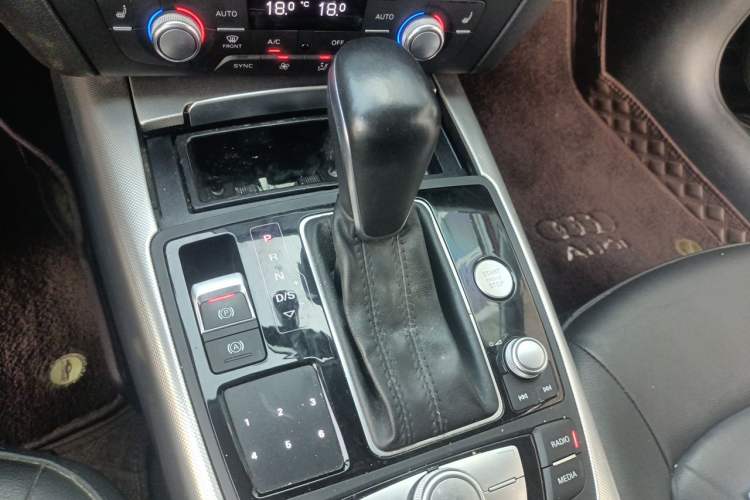 Used Audi A6L 2017 45 TFSI quattro Sport Edition Gear Lever