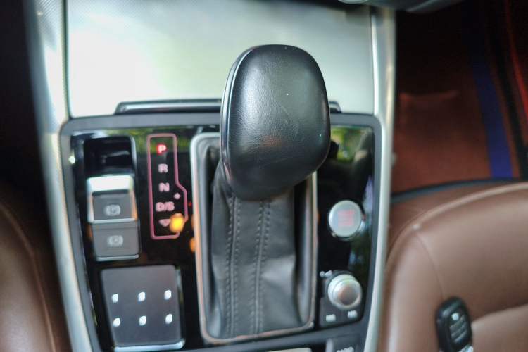 Used Audi A6L 2017 TFSI Technology Edition Gear Lever
