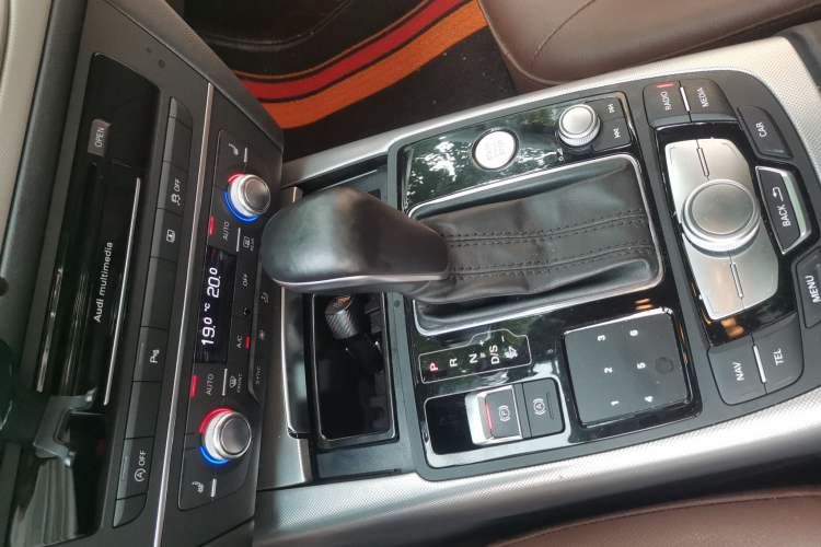 Used Audi A6L 2017 TFSI Technology Edition Gear Lever