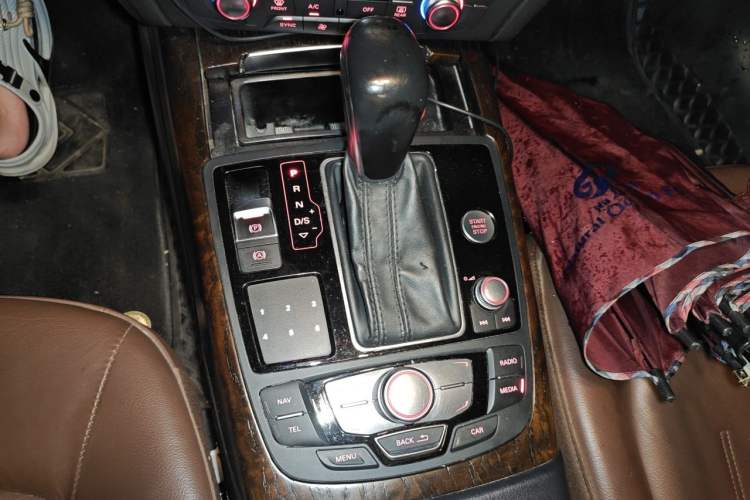 Used Audi A6L 2017 45 TFSI quattro Sport Edition Gear Lever
