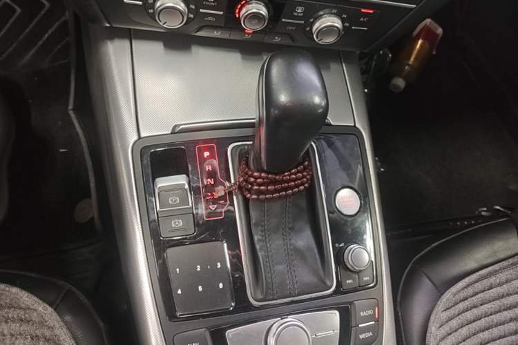 Used Audi A6L 2017 TFSI Technology Edition Gear Lever