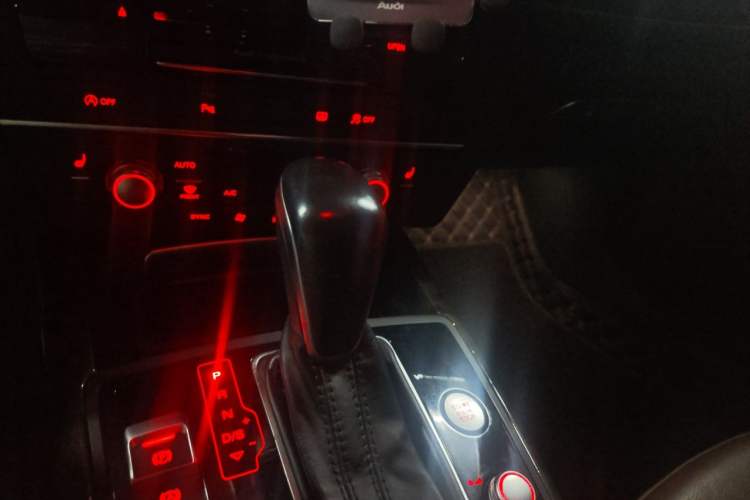 Used Audi A6L 2017 TFSI Technology Edition Gear Lever