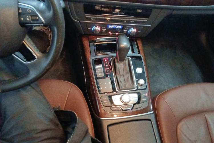 Used Audi A6L 2017 30 FSI Comfort Model Gear Lever