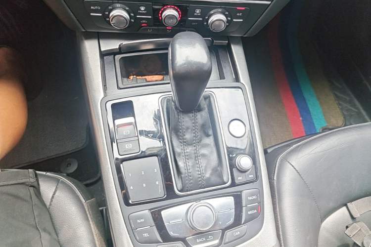Used Audi A6L 2017 TFSI Technology Edition Gear Lever