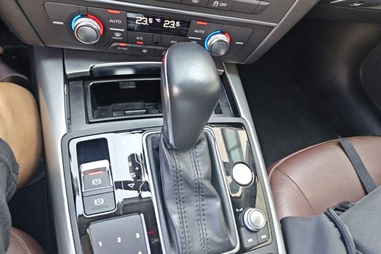Used Audi A6L 2017 45 TFSI quattro Sport Edition Gear Lever