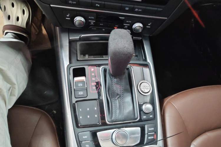Used Audi A6L 2017 45 TFSI quattro Sport Edition Gear Lever