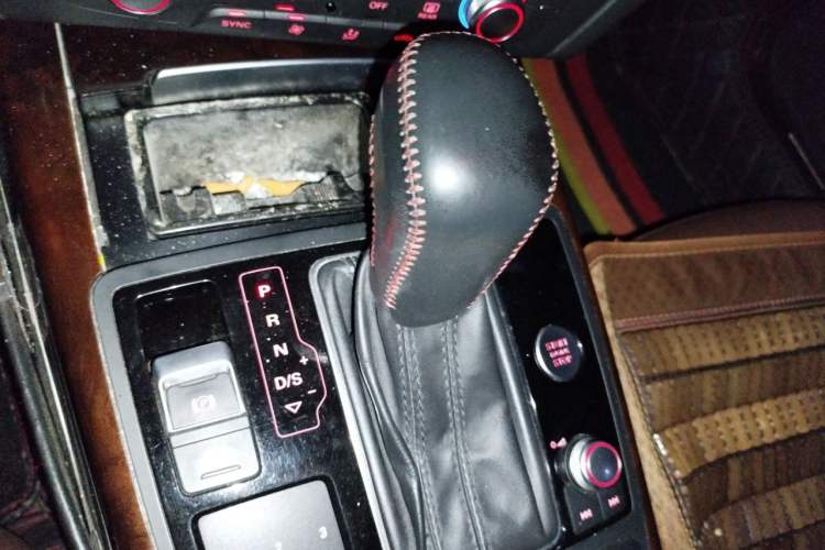 Used Audi A6L 2017 TFSI Technology Edition Gear Lever