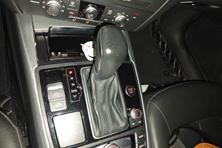 Used Audi A6L 2017 30 FSI Technology Model Gear Lever