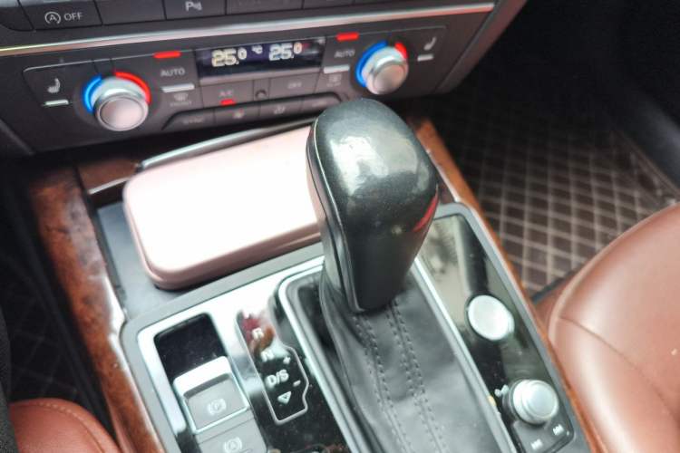 Used Audi A6L 2017 TFSI Technology Edition Gear Lever
