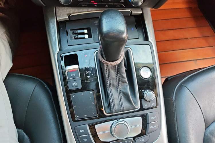 Used Audi A6L 2017 45 TFSI quattro Sport Edition Gear Lever