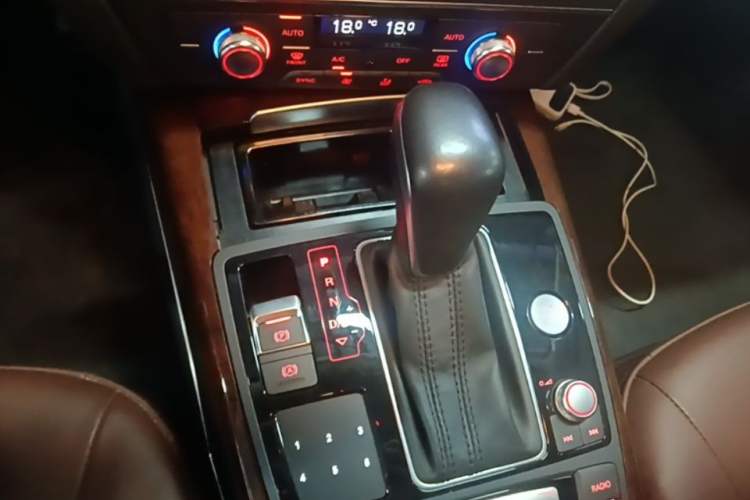 Used Audi A6L 2017 30 FSI Comfort Model Gear Lever
