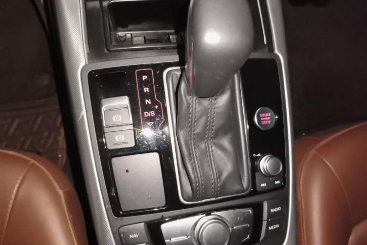 Used Audi A6L 2017 45 TFSI quattro Sport Edition Gear Lever