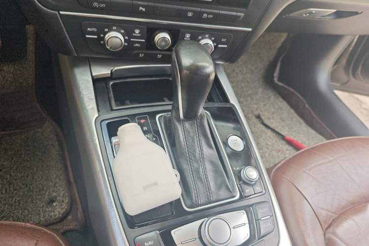 Used Audi A6L 2017 TFSI Sport Edition Gear Lever