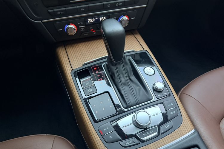 Used Audi A6L 2017 30 FSI Comfort Model Gear Lever