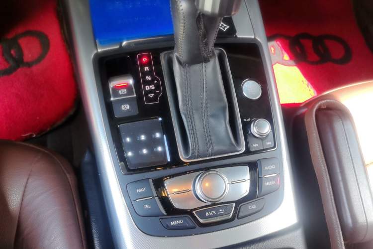 Used Audi A6L 2017 TFSI Technology Edition Gear Lever