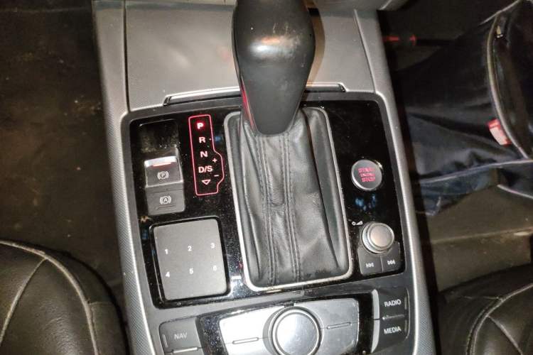 Used Audi A6L 2017 TFSI Technology Edition Gear Lever