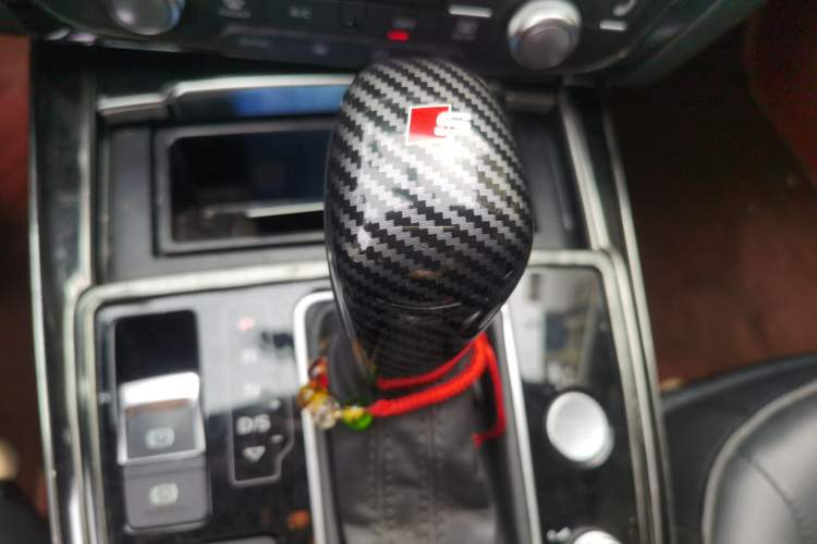 Used Audi A6L 2017 TFSI Technology Edition Gear Lever
